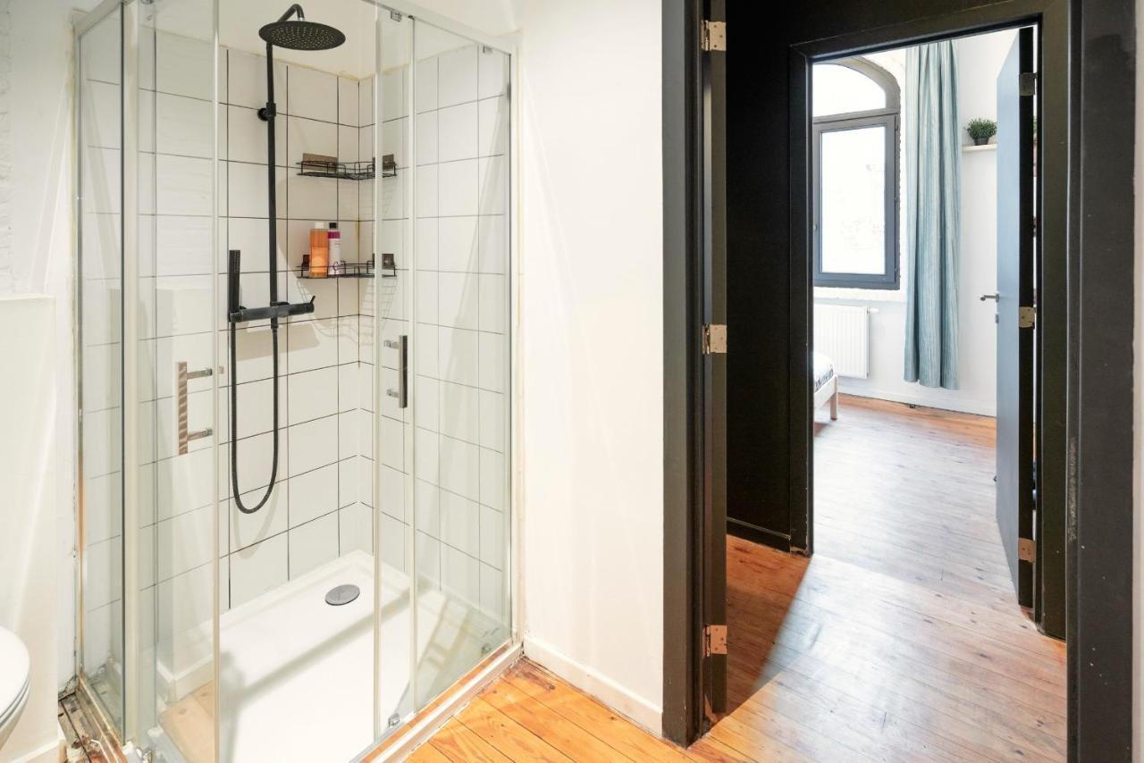 Charming Two-Bedroom River Side Apartment Antwerp Luaran gambar