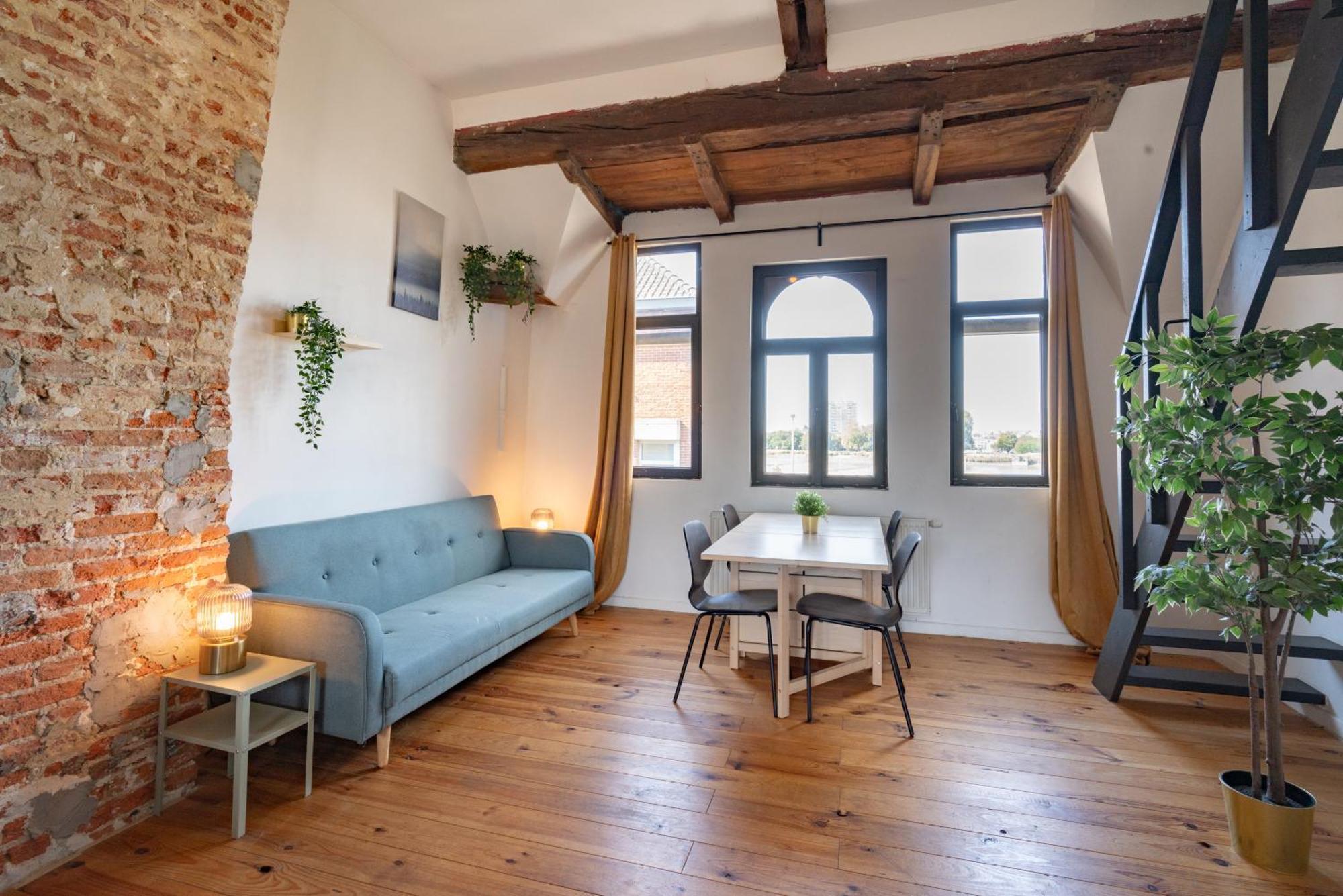 Charming Two-Bedroom River Side Apartment Antwerp Luaran gambar