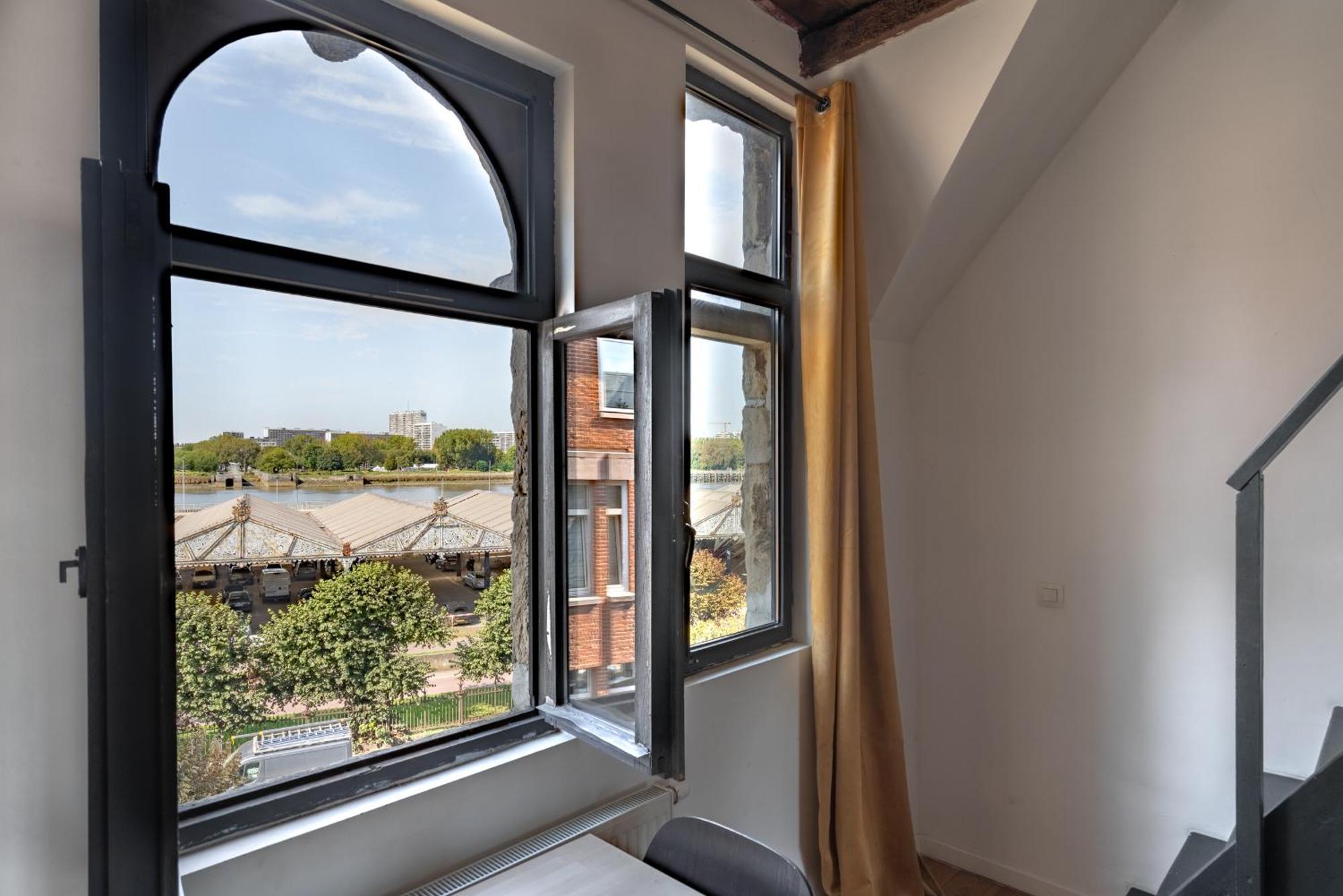 Charming Two-Bedroom River Side Apartment Antwerp Luaran gambar